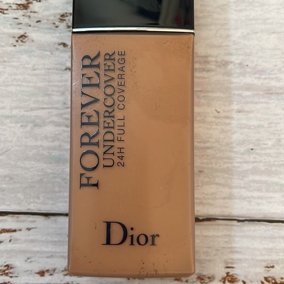 DIORSKIN Forever Undercover 24 Hour Full Coverage Dior by Christian Dior 033 - Picture 3 of 6